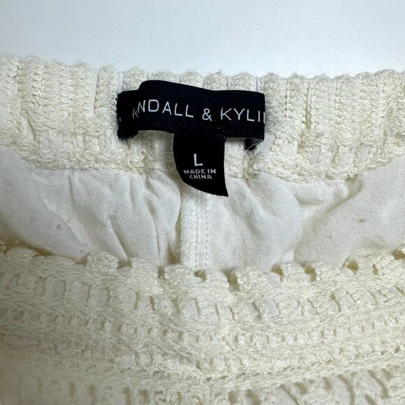 Kendall & Kylie Lace Side Cinch Soft Shorts Size Large Off White Boho Festival - Picture 3 of 5